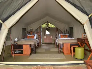 Mara River Camp