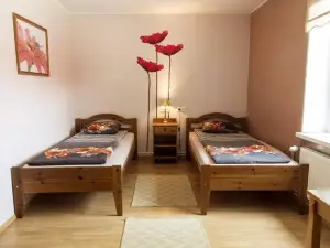 Vahe Guest House