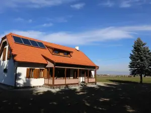 Ezüstfenyő Agroturisztikai Panzió