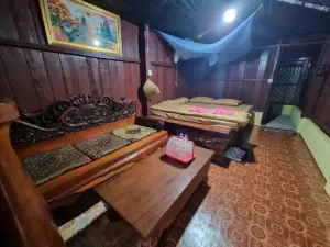 Happy Homestay Banlung & Trekking