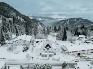 Der Löffler am Semmering Bed&Breakfast