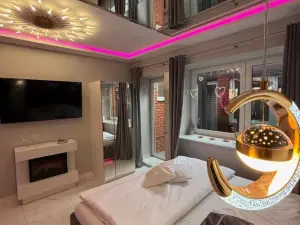 Apartament "Love Island" Jacuzzi Spa z dużą wanną z hydromasażem DLA Dwojga