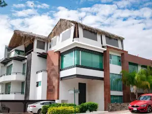 Giakor Suites - Gran Jardín