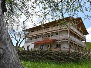 Pensiunea Plai Strabun