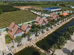 HOANG LONG TROPICAL FARMSTAY