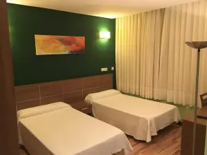 Hotel Area de Servicio Los Chopos