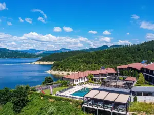 Rocca Resort