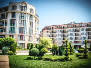 Apart Hotel Apolonia Palace