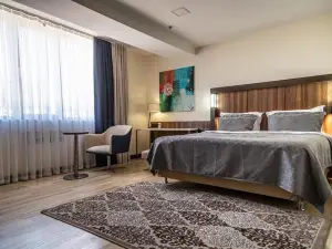 Avenue Park Hotel
