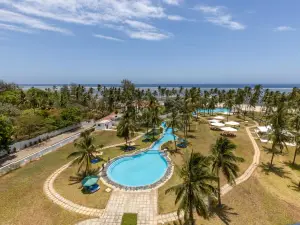 Sun N Sand Resort & Conventional Center