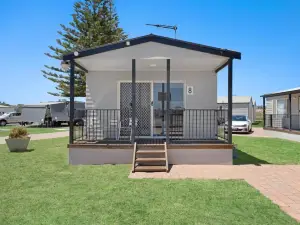 Moana Beach Tourist Park