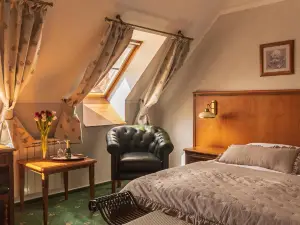 Hotel Octarna - Free Parking