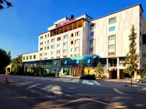 Hotel Enkelana