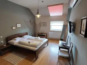 OAZIS Hotel