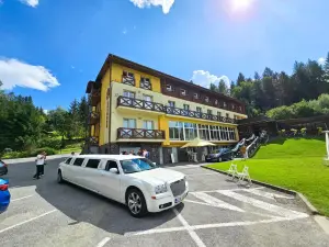 Hotel & Wellness Lesanka