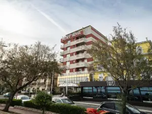 Hotel Palace