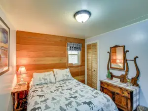 Fish, Hike & Relax: Riverfront Manistique Cabin