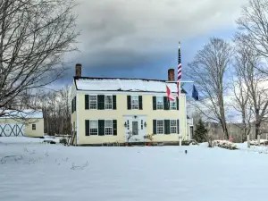 Historic Bradford Home - 8 Mi to Mount Sunapee!