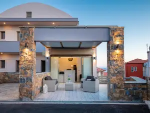 Royalty Suites Loft