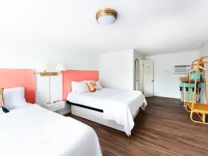 Royal Palms Motel