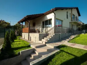 Elitsa Guest House