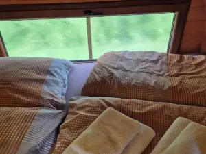 Mini Hotel Übernachten Im Gurkenfass