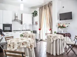 B&B Rosaly