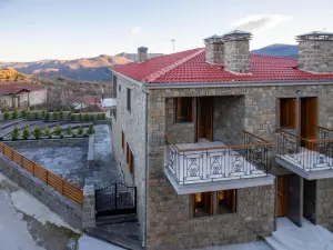 Rentinia Inn