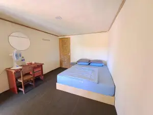 Kurni's Cabin