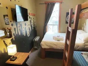 Mountain Shadow Hostel
