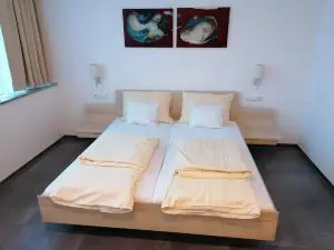 Turmol Hotel