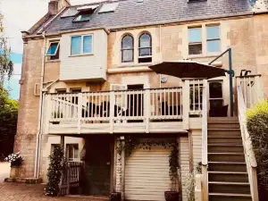 Lorne House Bed & Breakfast