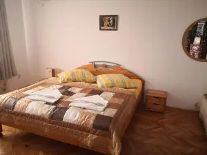 Noira House