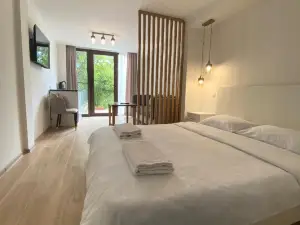Eco Park Resort