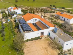 Herdade Do Charito