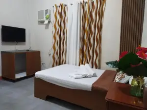 R&J homestay in the Center of City of Naga.