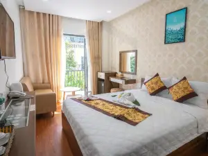 Gold City Hotel