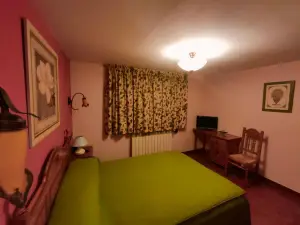 Hostal Las Grullas