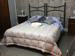 西西里中心客房旅館