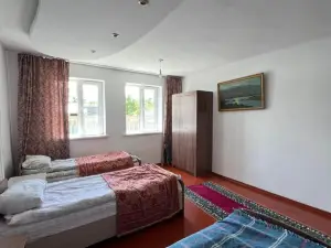 Tunuk Guest House