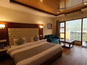 Riverside Resorts