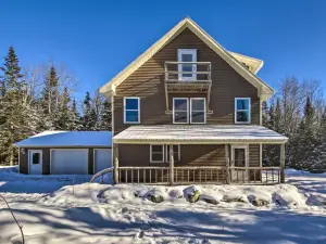 Rangeley Retreat Cabin-Style Home Lake Access