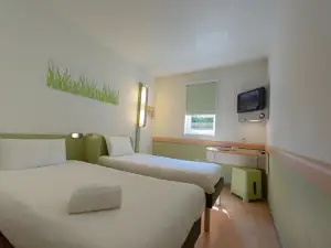 Ibis Budget Orange Centre