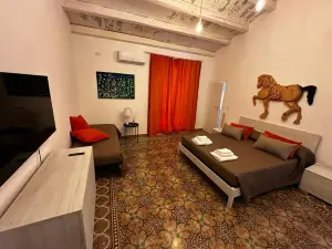 LB Home