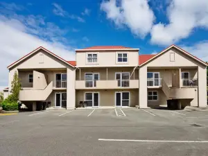 Balmoral Lodge Motel