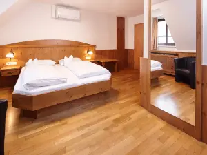 Hotel Zu Den Drei Kronen
