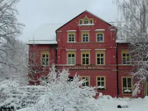 Wein-Hotel Auberge Mistral