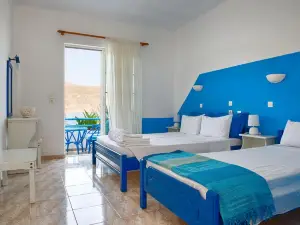 Faros Rooms