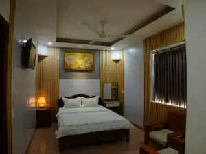 Hoàng Sơn Hotel