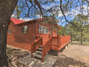 Cabin 6 Mi to Burr Trail, 32 Mi to Escalante!